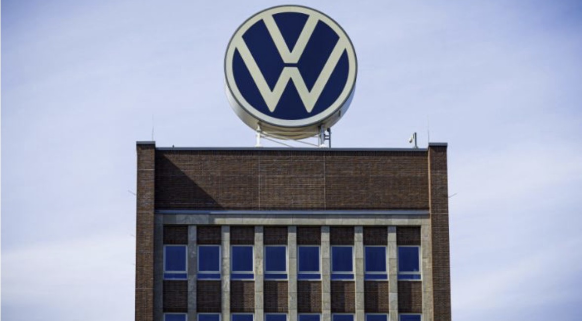 Volkswagen planifikon të shkurtojë deri në 100,000 vende pune dhe ndoshta të mbyllë fabrikat