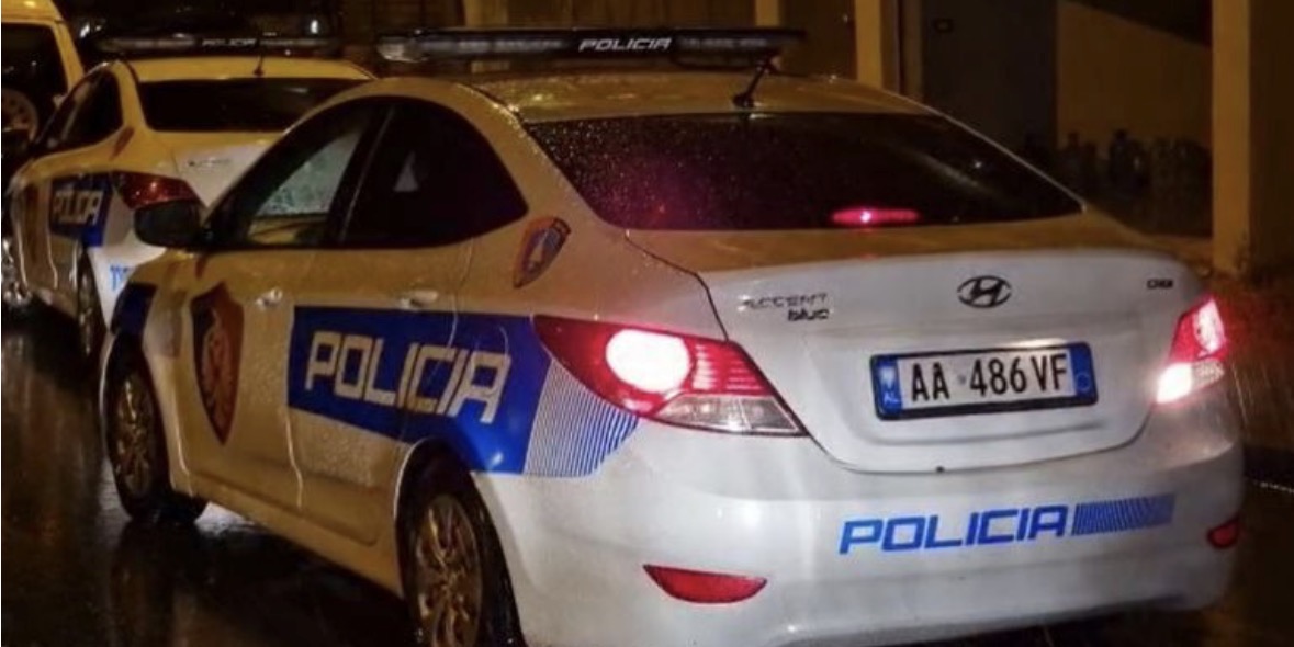 Të shtëna me armë zjarri ndaj një servisi celularësh në Babrru, kapet i dyshuari 18-vjeçar