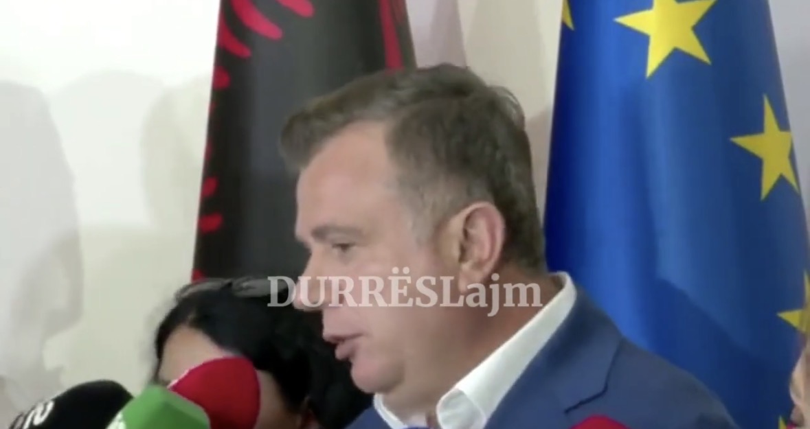 Balla: S’është e vërtetë se Marina e Durrësit po zhytet, do inagurohet pishina më e madhe në Ballkan (Video)