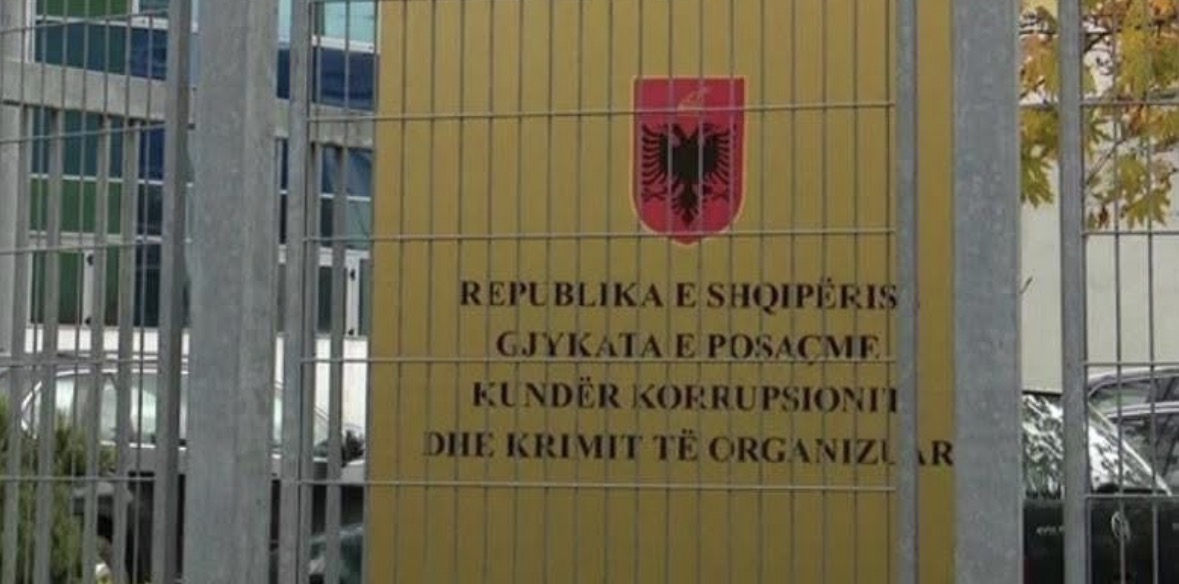 GJKKO jep vendimin për dosjen e trafikut të armëve, dënohen 3 të pandehur