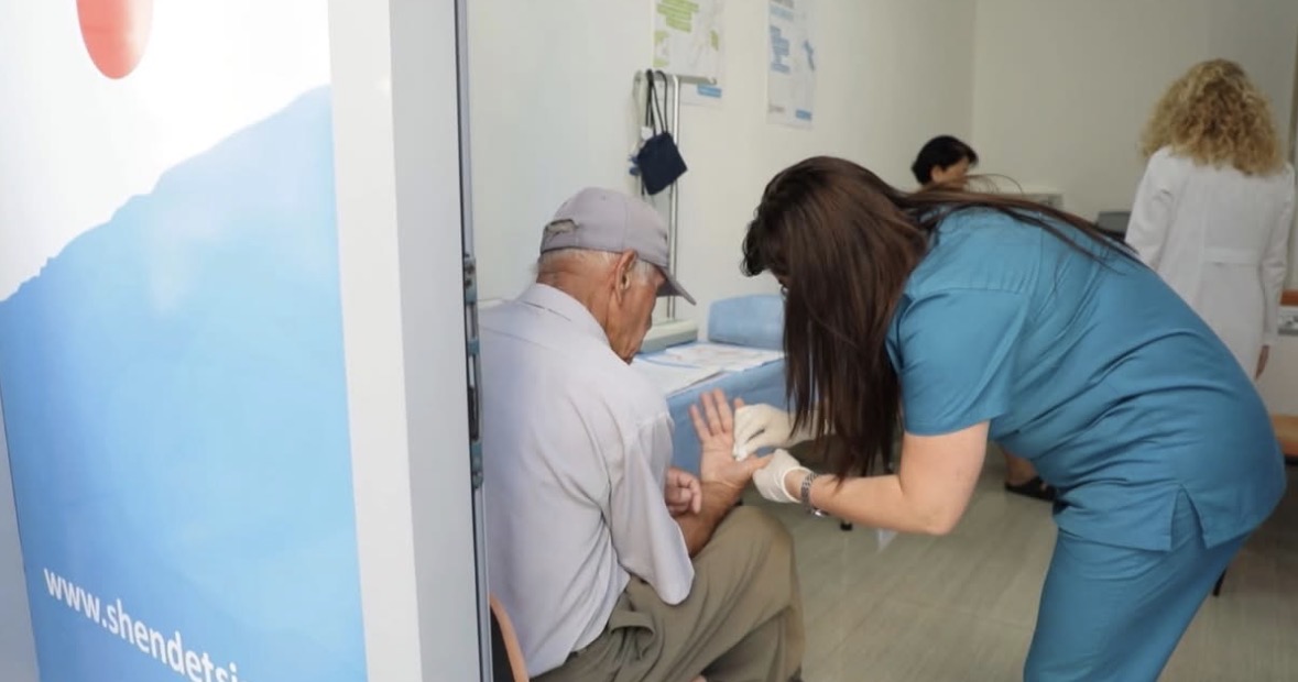 Check-up falas, Ministria: Jemi në proces të heqjes së kufirit mbi 70 vjeç