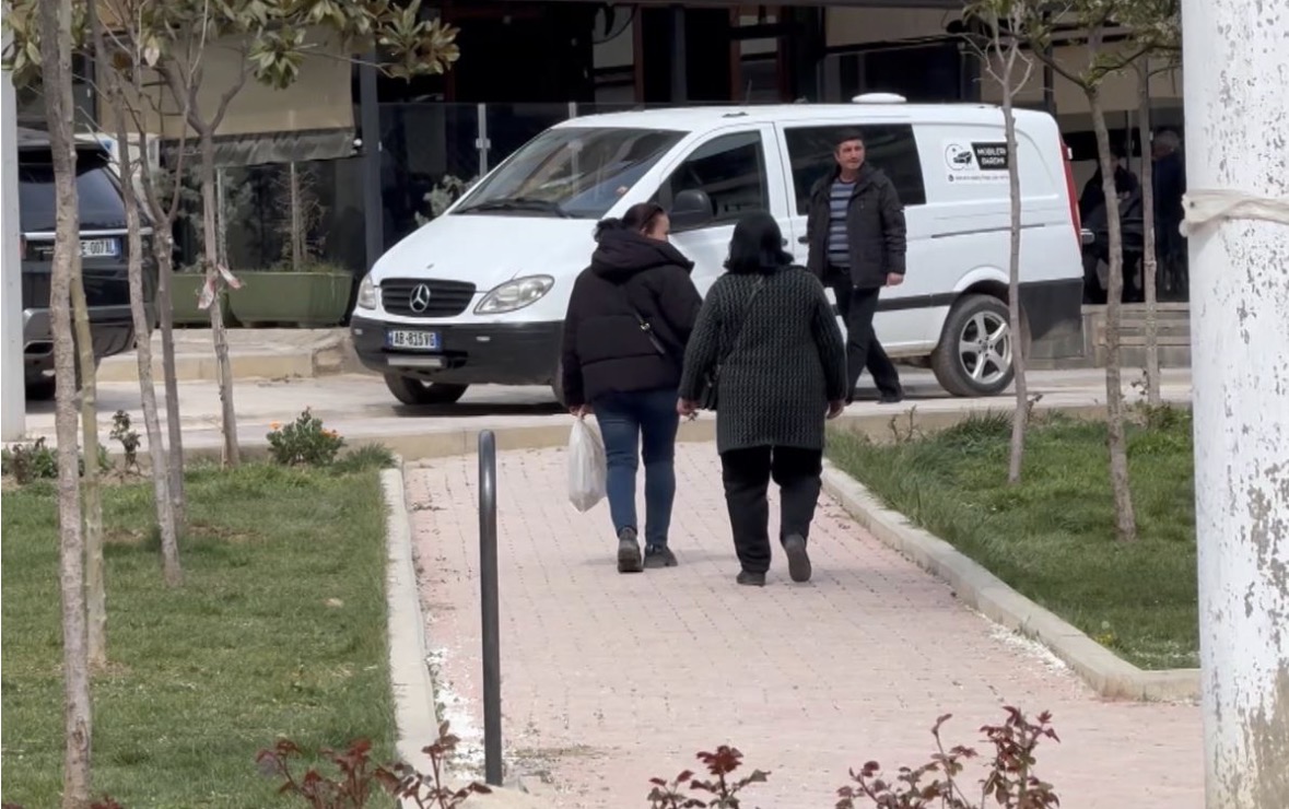 Tregut të punës i shtohen 177 mijë pensionistë, largohen 144 mijë të rinj