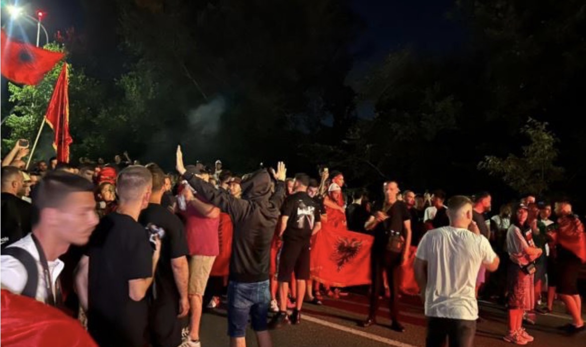 Bllokimi i rrugës së Rinasit ditën e djeshme në marshimin e protestës, policia merr në hetim 19 persona