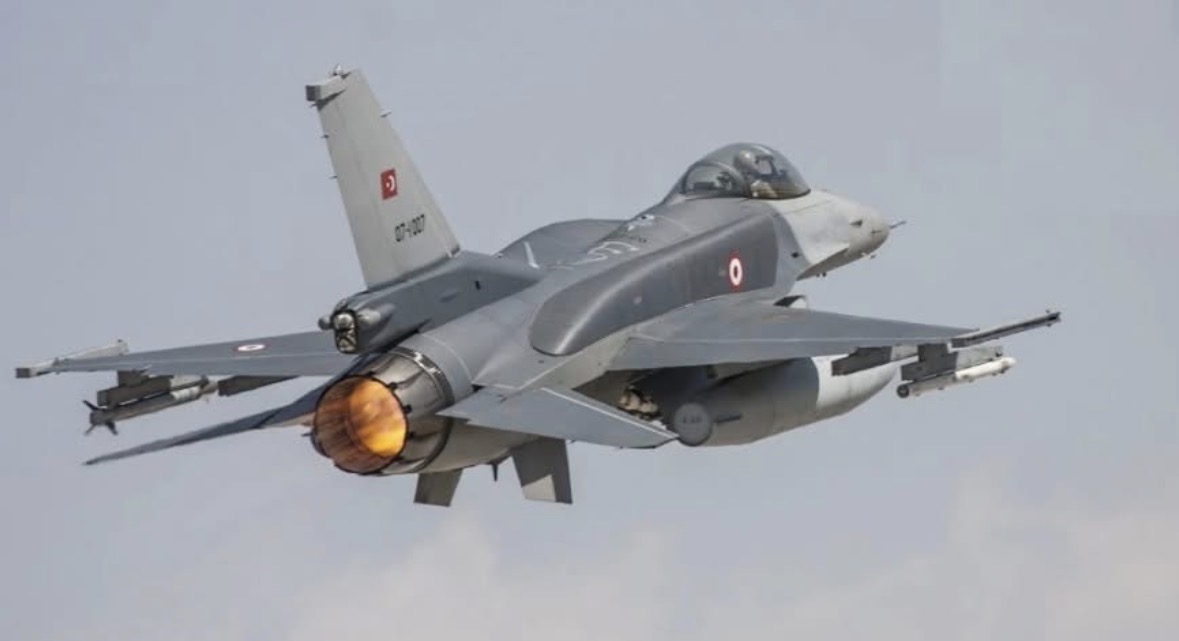 Greqia raporton gjashtë shkelje të hapësirës ajrore nga avionët turq në Egje, dy F-16 ishin të armatosur