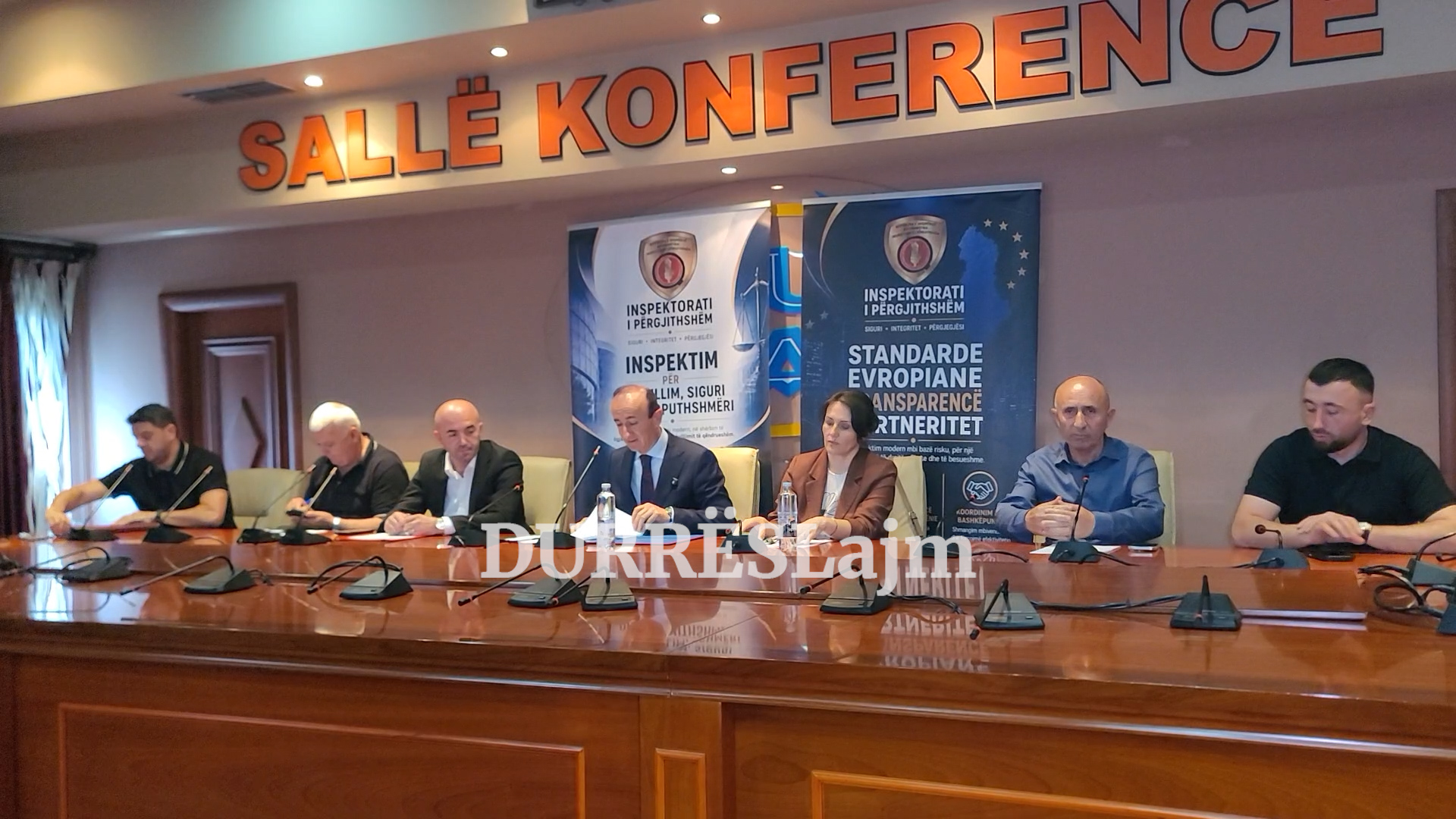 Sula, inspektorëve në Durrës: O përmbush detyrën, o shko në… (VIDEO)