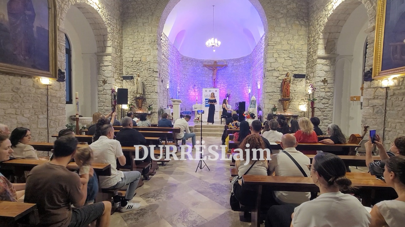 “Durrës Music Festival” përmbyll me sukses edicionin e parë, shpallen 4 fituesit (VIDEO)