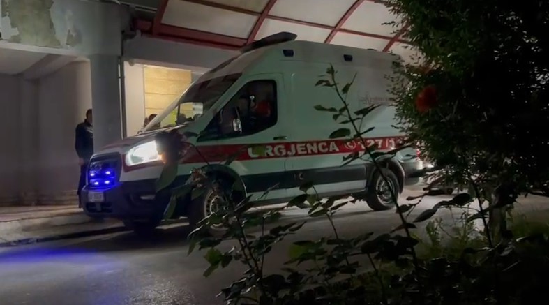U dhunua nga policia greke, 29-vjeçari përfundon në spitalin e Korçës: Më ngatërruan me një person tjetër dhe më dëbuan nga Greqia