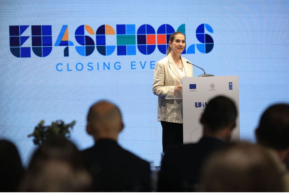 63 objekte arsimore në 11 bashki, përmbyllet programi EU4Schools