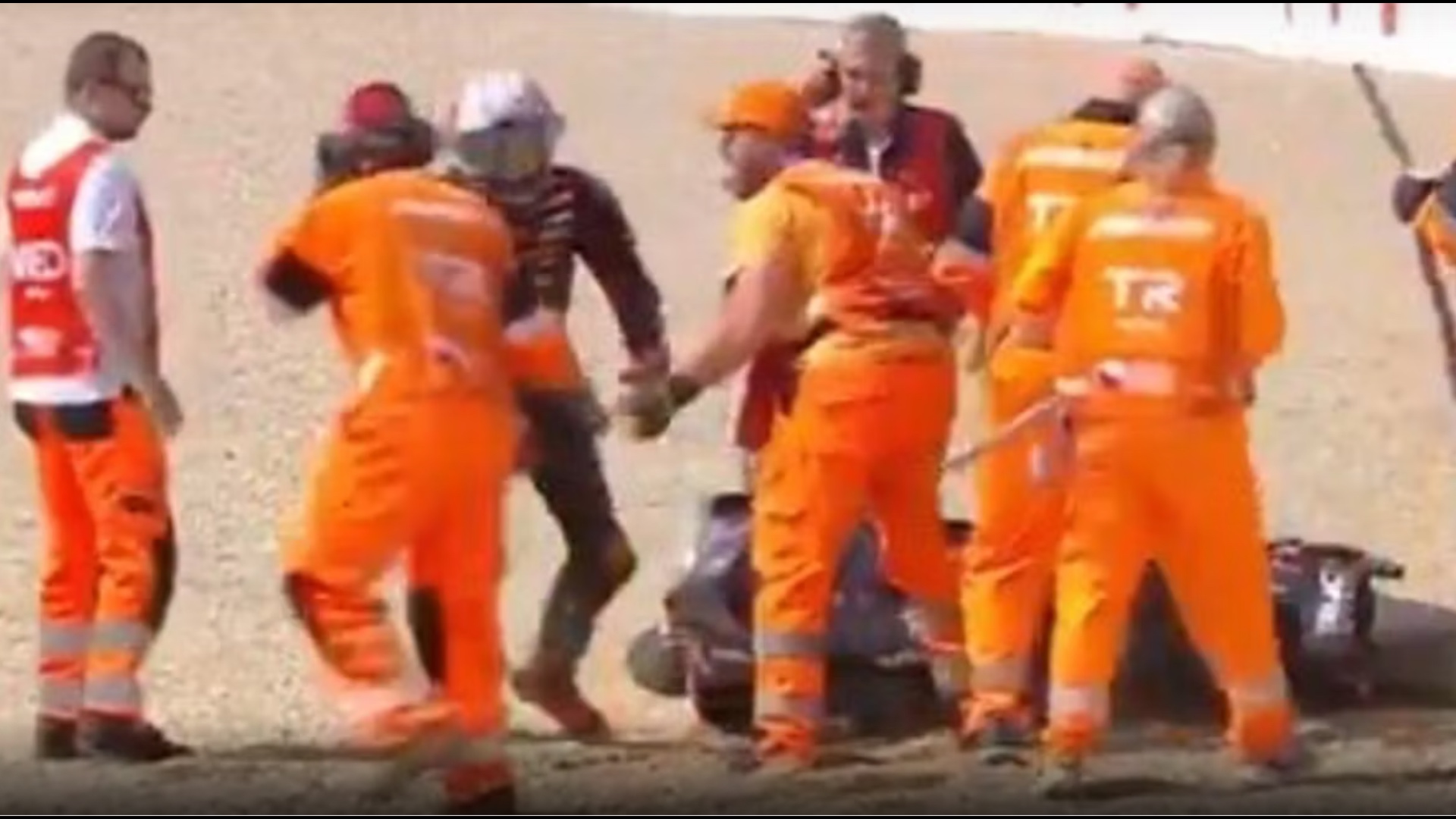 MotoGP, shtyu një nga komisarët e garës pas rrëzimit, Bezzecchi skualifikohet nga gara në Brno