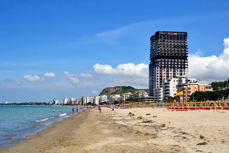Durrës/ Mbytet në det një person