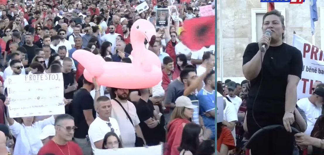 “E çova në shkollë dhe nuk mu kthye më”/ Mamaja e Martin Canit mesazh rrëqethës në protestë: Kam 18 muaj në rrugë, poshtë Edi Rama dhe kjo qeveri e krimit!