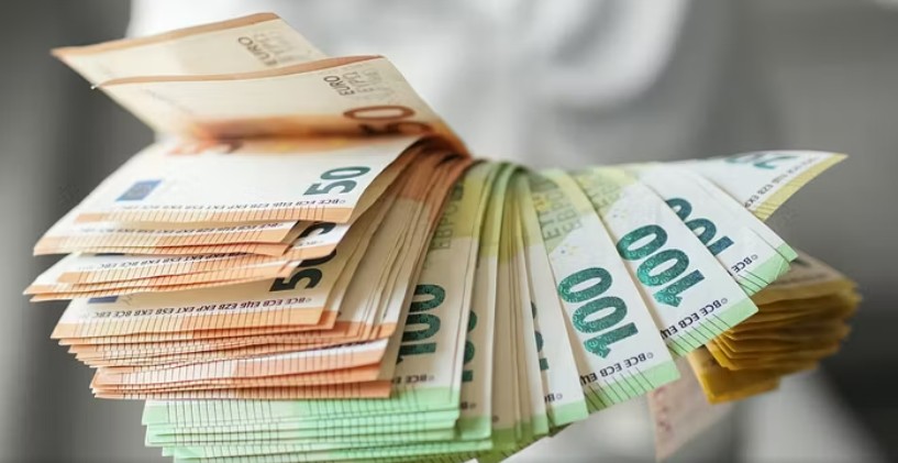 Zbulohet një bankë ‘fantazmë’ në Itali, qarkullonte deri në 100 milionë euro në vit! Përdorej edhe nga grupet kriminale shqiptare