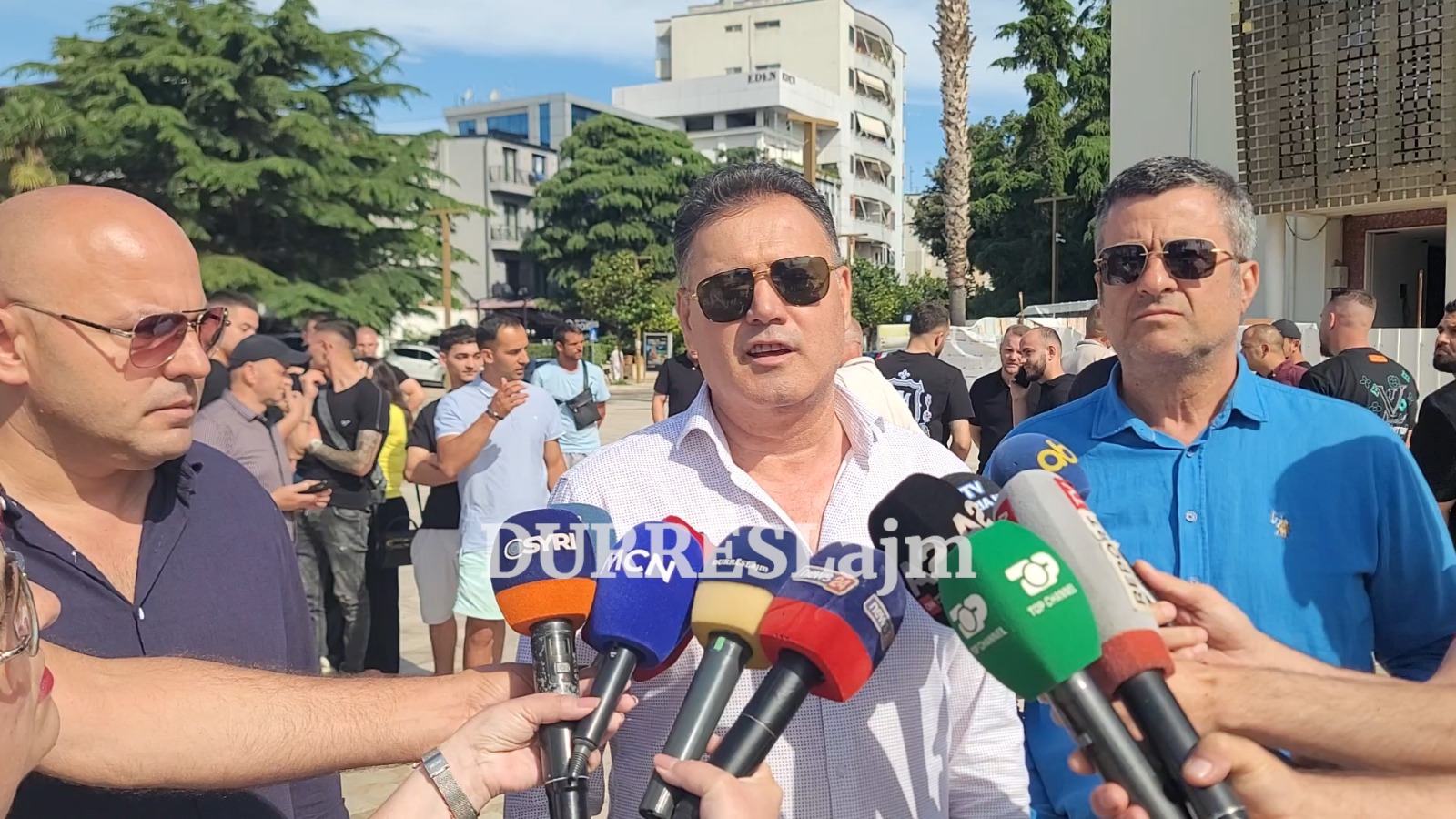 Tur operatorët në Durrës: Protesta po ndikon tek rezervimet e turistëve (VIDEO)