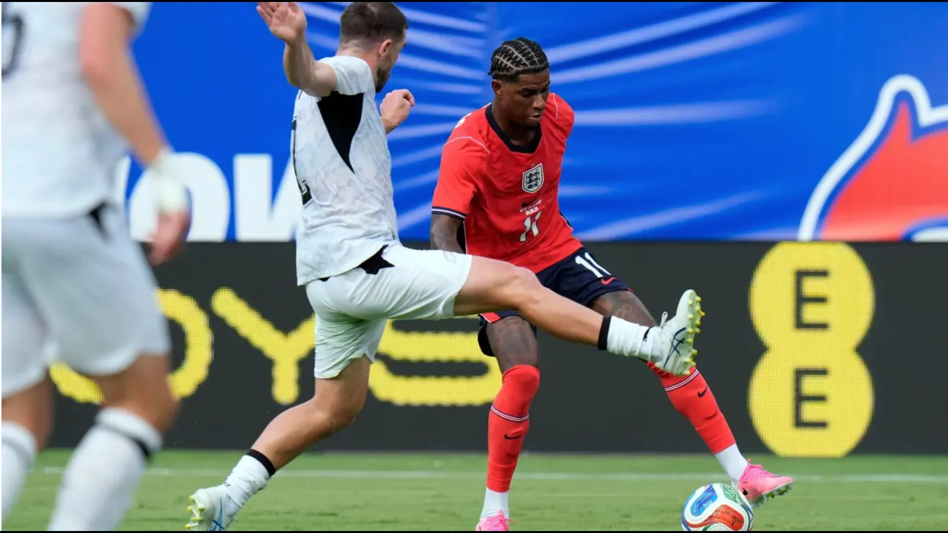 Futbollisti nezelandez, Tim Payne, ka më shumë ndjekës në rrjete sociale sesa ka banorë Zelanda e Re