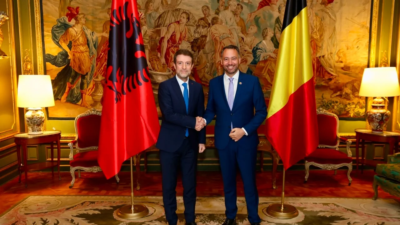 “Belgjika do të hapë ambasadë në Tiranë”, zëvendëskryeministri belg pret ministrin Hoxha: Pres me padurim të vizitoj Tiranën, Shqipëria drejt BE-së