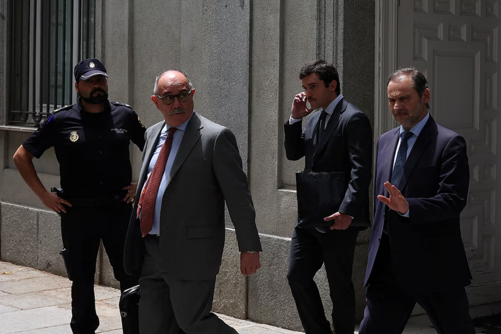 Ish-ministri i Transportit në Spanjë dënohet me 24 vite burg për korrupsion