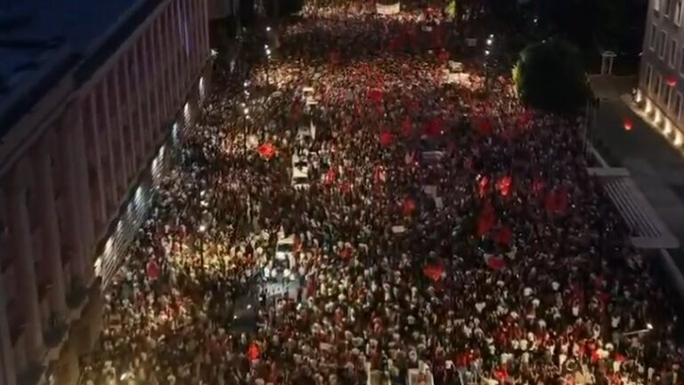 Historike: Një muaj revoltë! Mbahet sot protesta e 30-të, qytetarët kërkojnë dorëheqjen e panegociueshme të Ramës