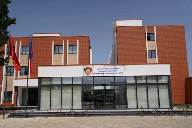 U shkarkua pak ditë më parë për performancë të dobët/ Fyeu punonjësen. Pezullohet ish-drejtori i Policisë Shkodër, nis hetimi disiplinor