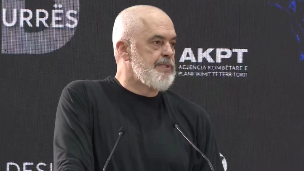 “Patronazhimin e kam shumë qejf”/ Rama në konkursin ndërkombëtar për Kampusin e Ri Universitar në Durrës: Rezidenca do t’u ofrojë studentëve strehim më të arsyeshëm