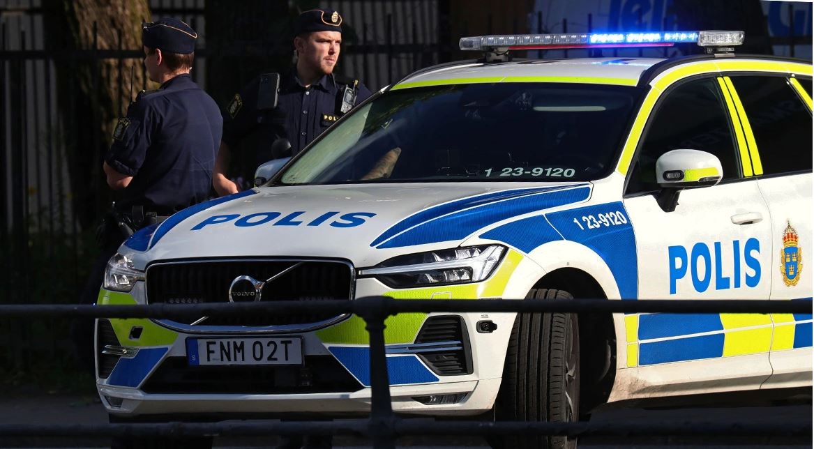 Shiti për prostitucion gruan e tij tek mbi 100 burra, dënohet me burg suedezi “Peliko”, ndëshkime edhe për 28 klientë!