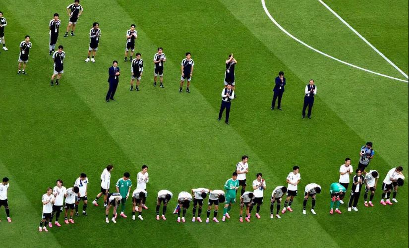 Trajneri dhe futbollistët i kërkojnë falje tifozëve të Japonisë për eliminimin nga Botërori