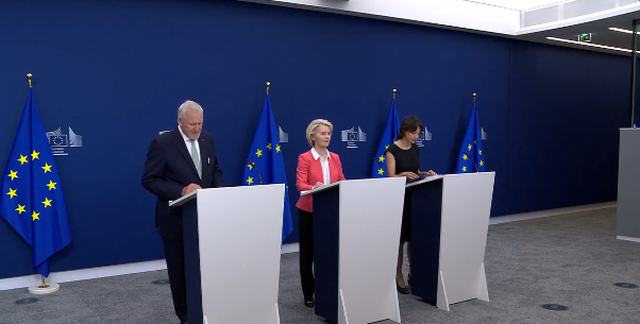 “Mediat sociale nuk janë lodër”/ Ursula von der Leyen kërkon kufizime të forta për fëmijët në internet