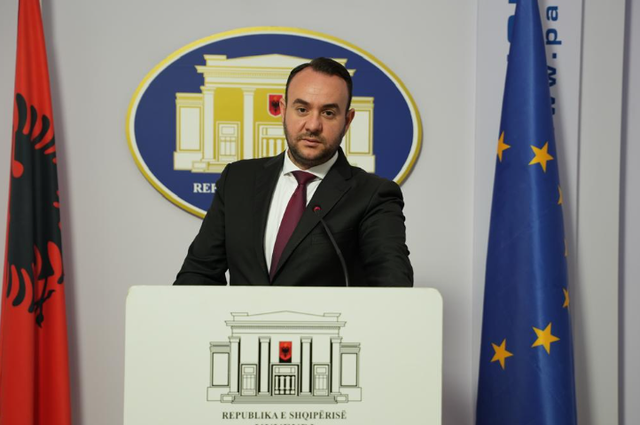 Balliu kërkon hetim parlamentar për AKSHI-n dhe çështjet e sigurisë