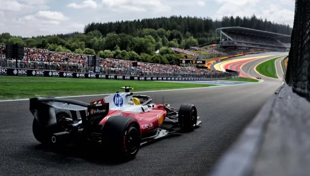 Hamilton përplaset rëndë në Spa, piloti i Ferrarit: E kam shkatërruar makinën