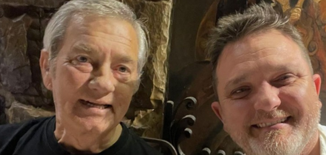 Julian Deda prek me dedikimin për babain e ndjerë Zef Deda: Më mungon pa fund, je më i miri Babo…