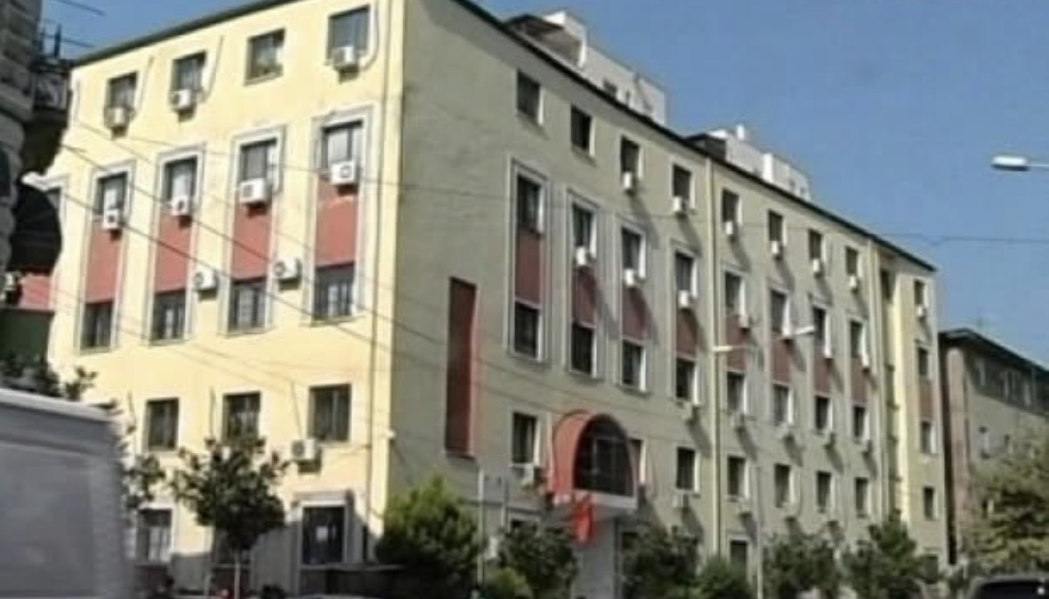 Skema e dyshuar e tjetërsimit të tokave shtetërore në Durrës, 12 masa sigurie për ish-funksionarë të Hipotekës