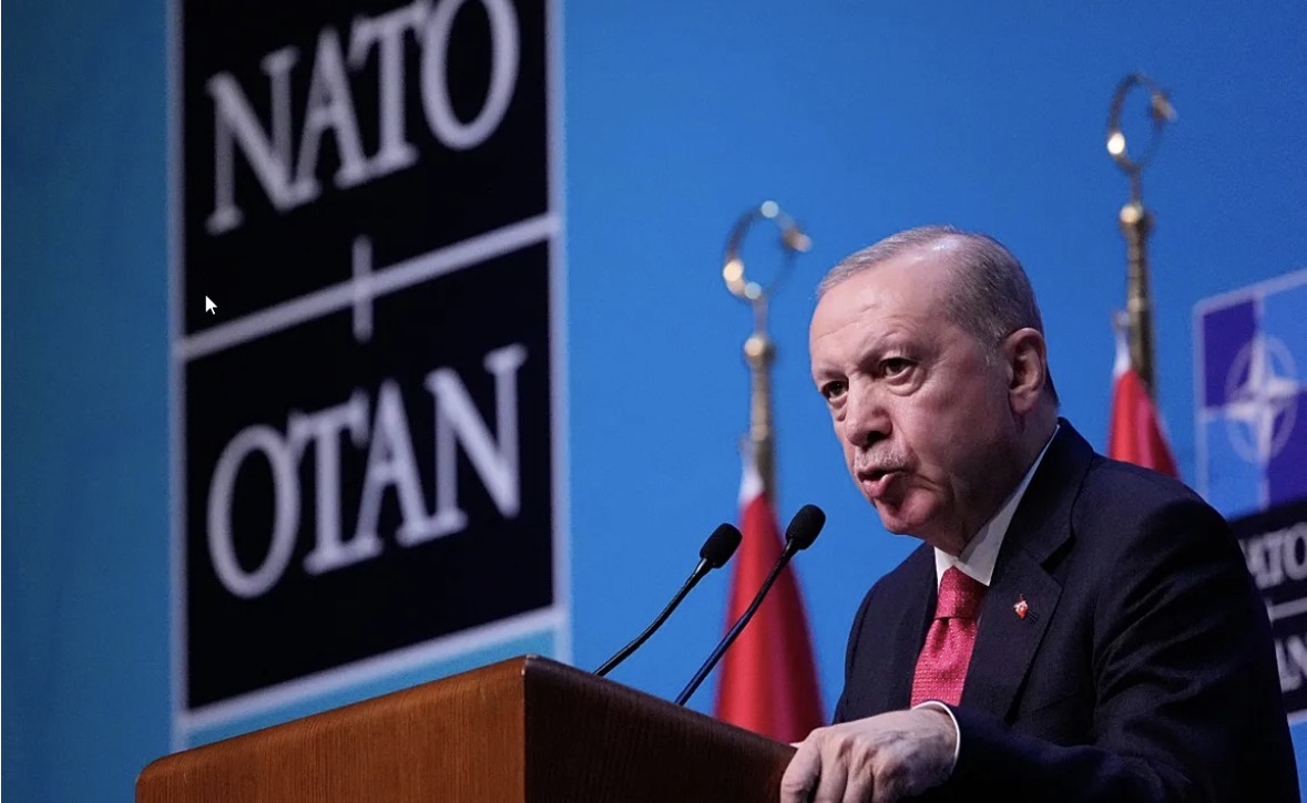 Si reaguan udhëheqësit e NATO-s ndaj dhuratës së Erdogan