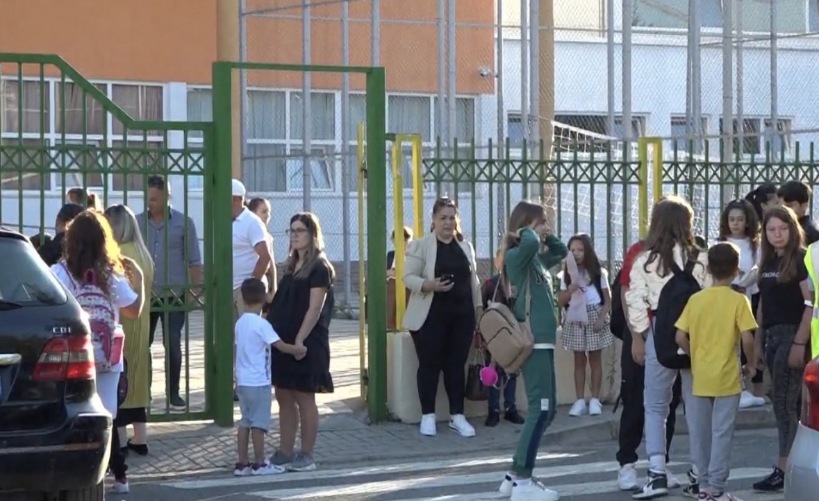 Viti i ri shkollor për arsimin parauniversitar nis më 14 shtator