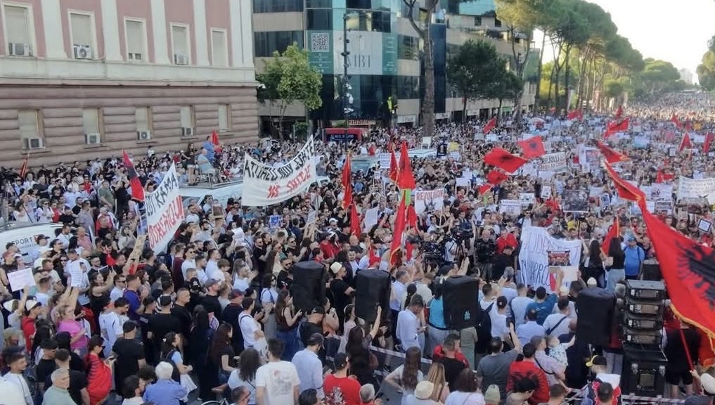Protesta qytetare në Tiranë, dita e 46-të e tubimit para Kryeministrisë