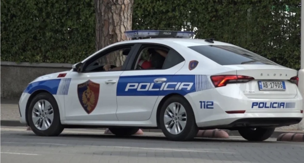 Kanosën gazetarin në aksin rrugor Librazhd-Elbasan, procedohen penalisht dy persona