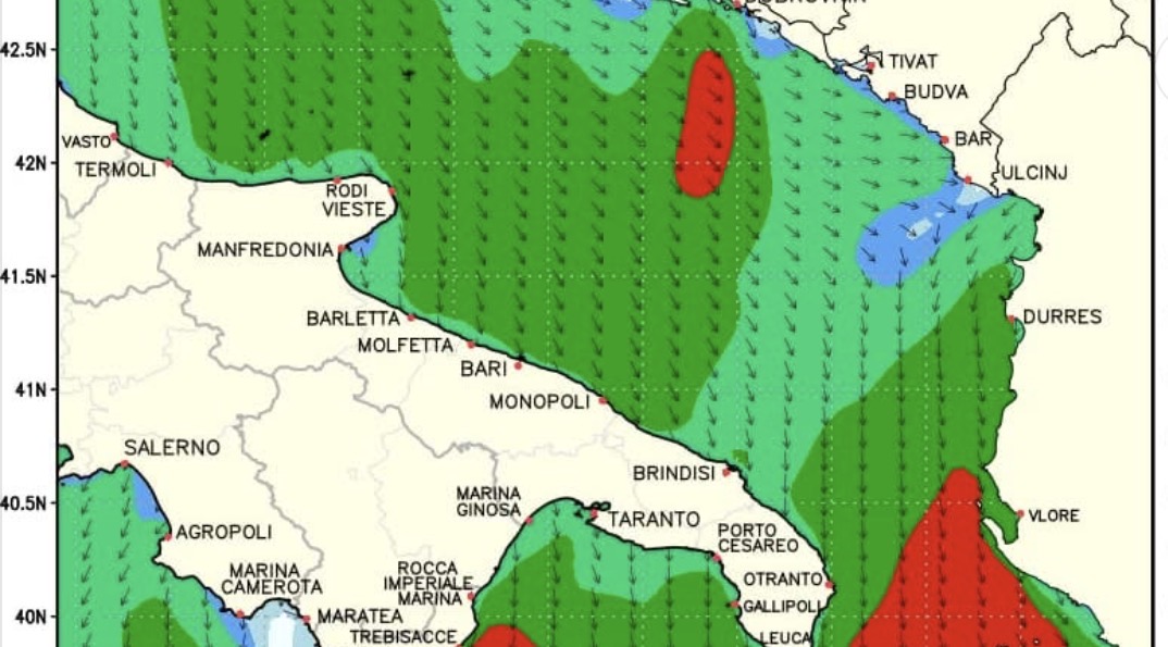 Erëra të forta dhe det i trazuar gjatë së premtes, apeli i Kapitenerisë së Vlorës për pushuesit dhe operatorët