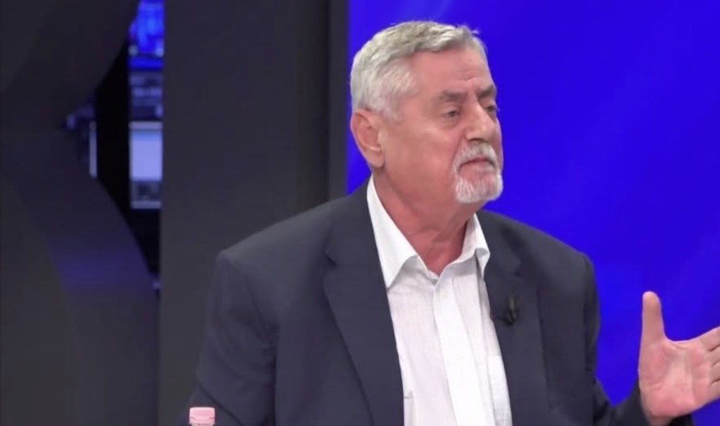 Dashamir Shehi: Mbështes protestuesit, ata janë rinia evropiane e Shqipërisë