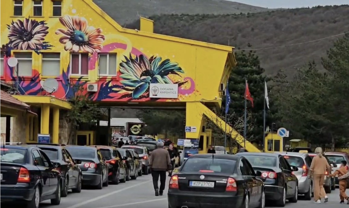 Mbyllet përkohësisht Dogana e Kapshticës të hënën, shkak greva e punonjësve grekë. Oraret kur bllokohet lëvizja