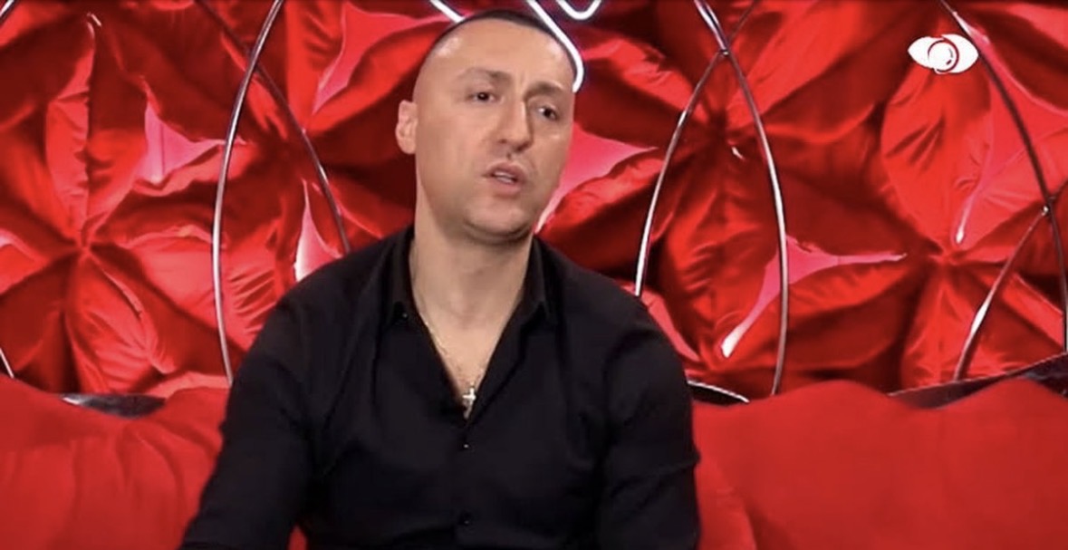 Pas 30 vitesh në skenë, G-Bani u drejtohet fansave: Më ndihmoni të realizoj projektin “Assasin” 
