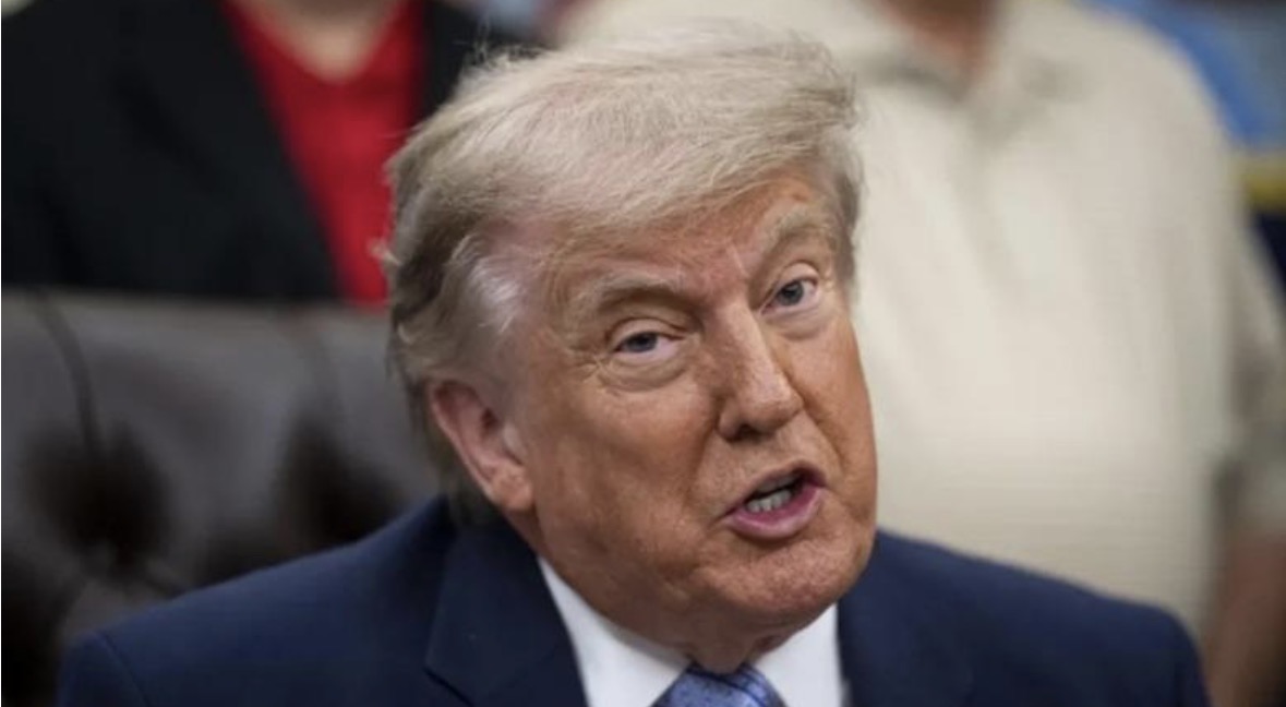 “Do t’i godasim fort”, Trump kërcënon për hakmarrje pas sulmeve të reja iraniane