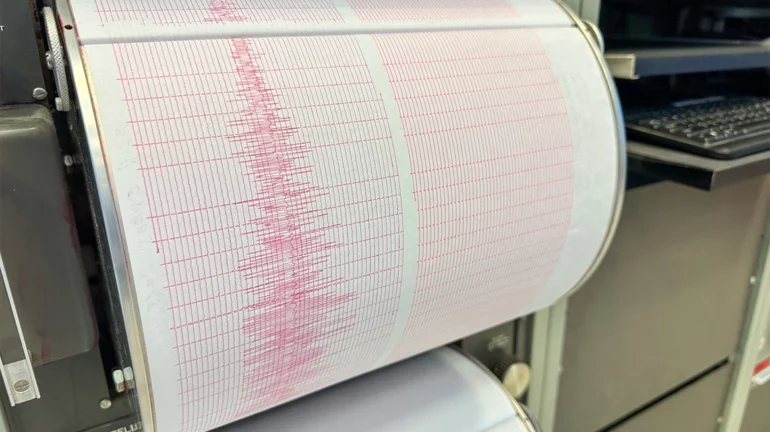 Tërmet me magnitudë 3.7 pranë brigjeve të Kretës