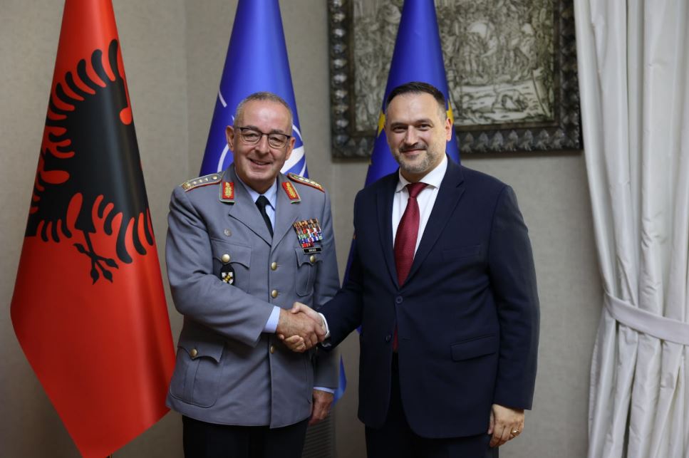 Ministri Nufi takon zyrtarin e lartë të FA të Gjermanisë: Forcojmë bashkëpunimin në mbrojtje dhe siguri