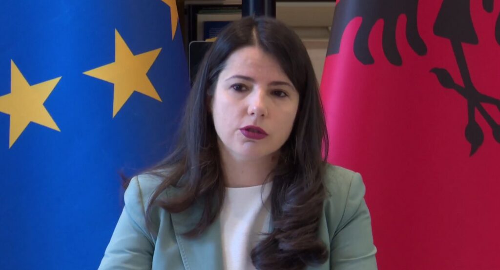 Pirdeni: Shqipëria gati të mbyllë tre kapituj të tjerë të negociatave me BE-në