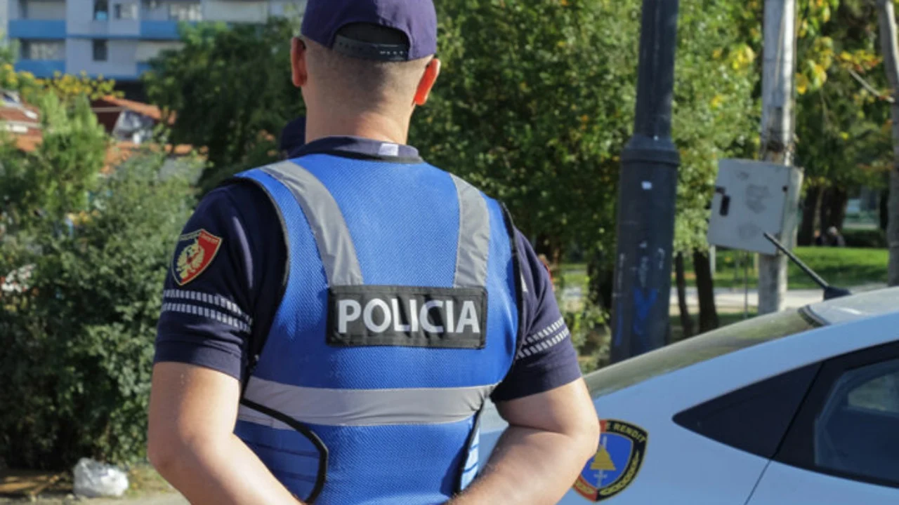 Atentati ndaj 50-vjeçarit në Vorë, dyshohet se është qëlluar me armë me dylbi nga distanca