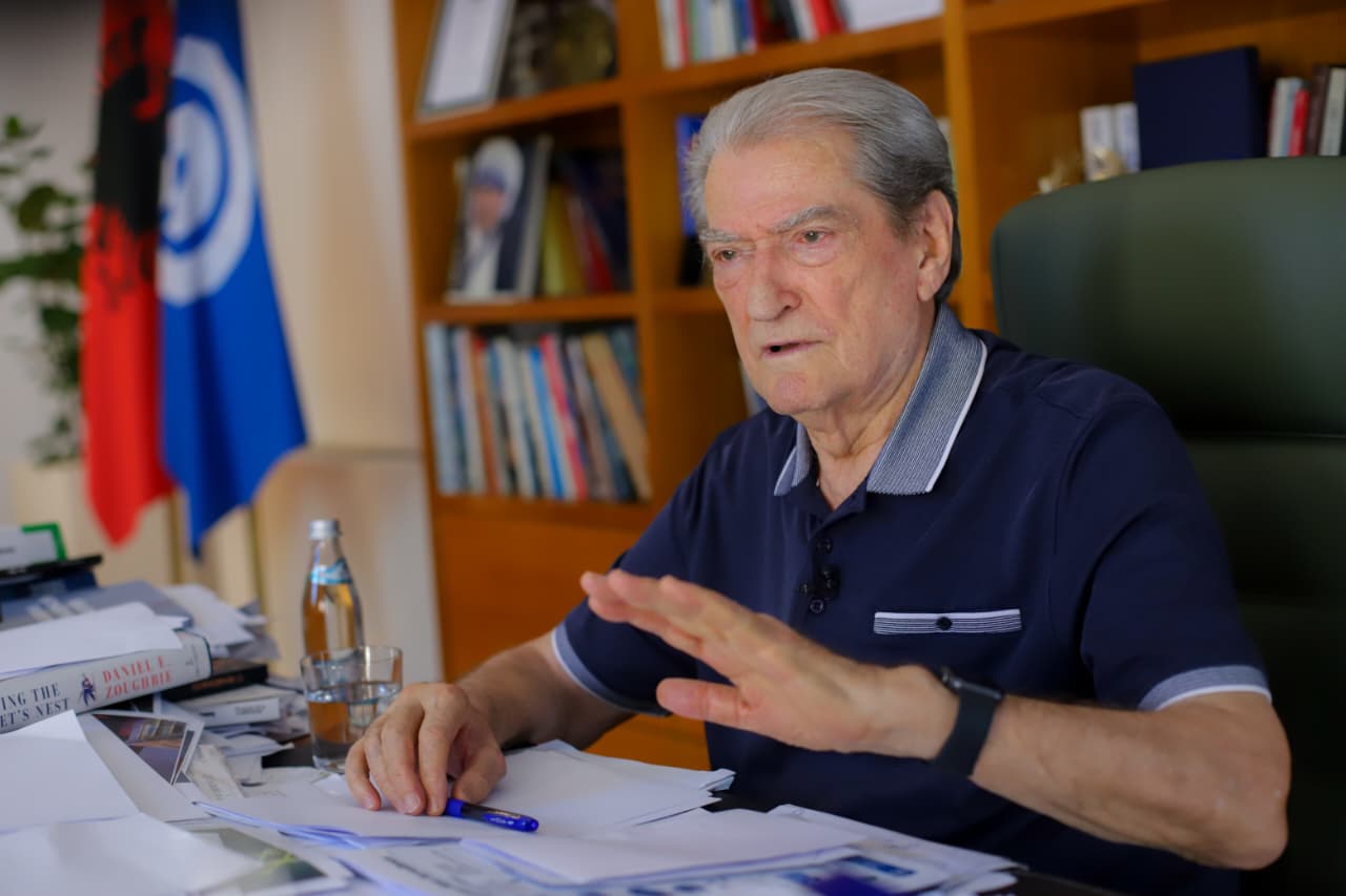 “Albanian Files”, Berisha: Do të kërkojmë hetim ndërkombëtar, transaksionet me projektet arrijnë deri në 2 miliardë euro! Me çfarë janë paguar?!