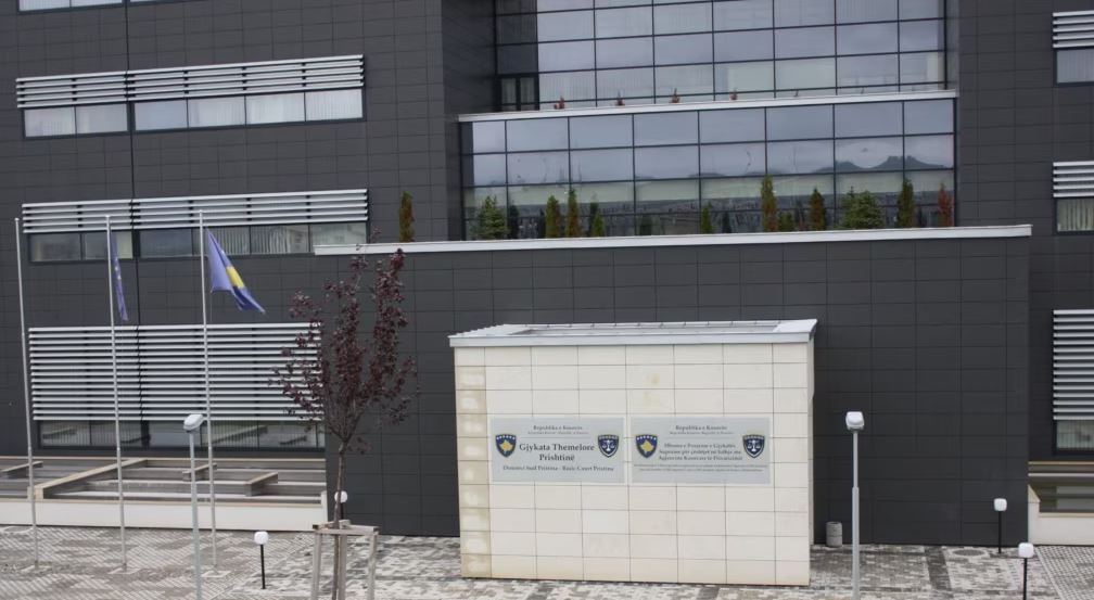 Gjykata e Prishtinës dënon me 12 vite burgim serbin e akuzuar për krime lufte në Kosovë!