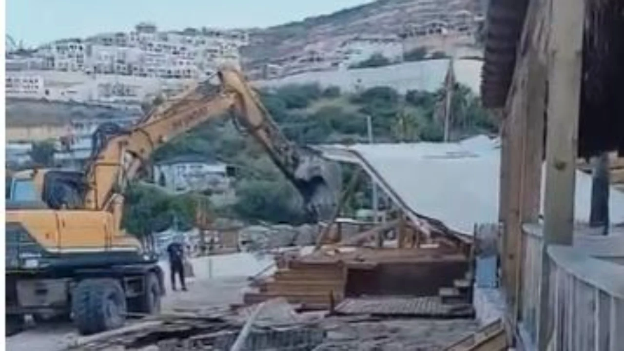 IKMT aksion sot në Jalë, shemben strukturat pa leje përgjatë vijës bregdetare