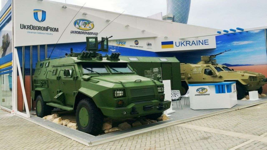 Armët e testuara në luftë, tani në treg! Ukraina nis eksportet e pajisjeve ushtarake