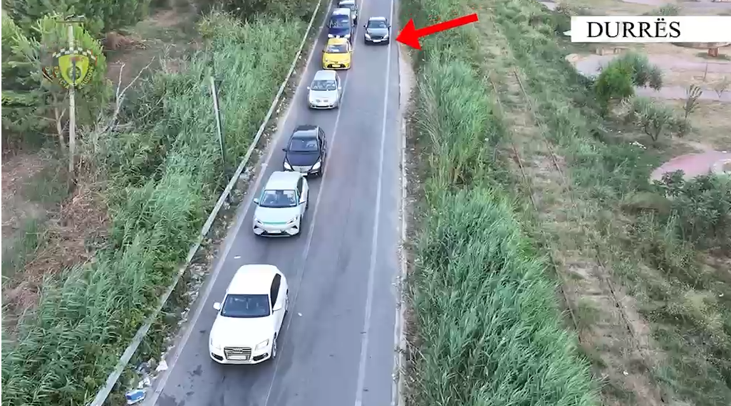 Durrës/ Alkooli dhe parkimet dyshe në fokus, 13 të arrestuar dhe mbi 2200 gjoba në një javë (VIDEO)