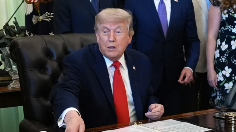 Trump deklaron mbi 2.2 miliardë dollarë të ardhura për vitin 2025/ Kriptomonedhat burimi kryesor i fitimeve