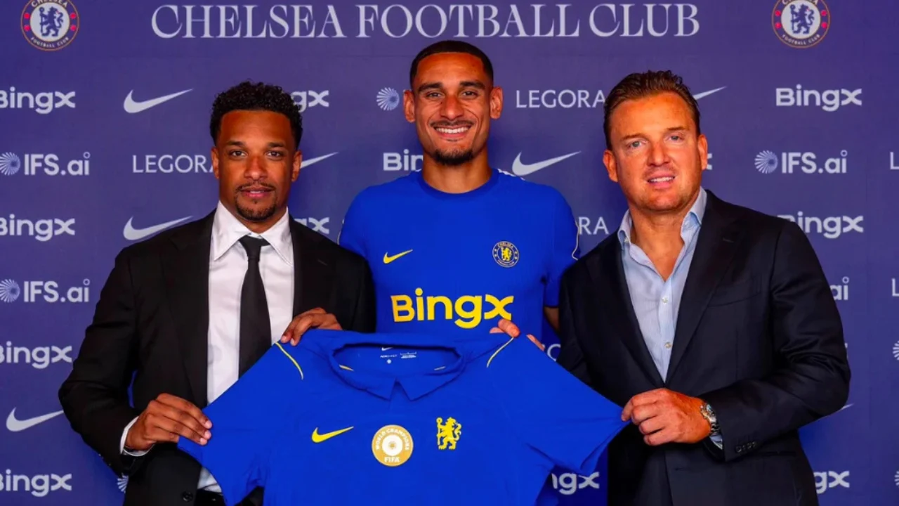 Mbrojtësi i kombëtares franceze prezantohet te Chelsea